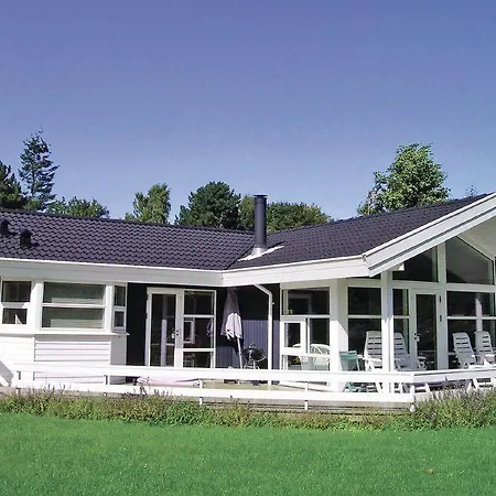 Holiday Annettevaenget Hojby Iv Holiday home *